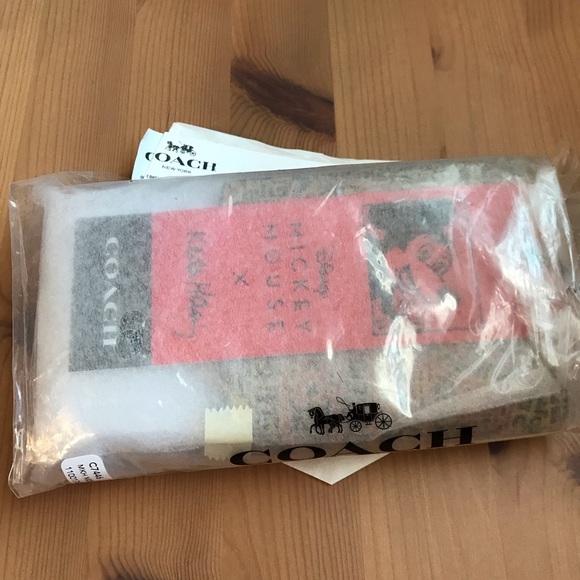 Coach Disney Mickey Mouse X Keith Haring Snap Wallet - Picture 8 of 11